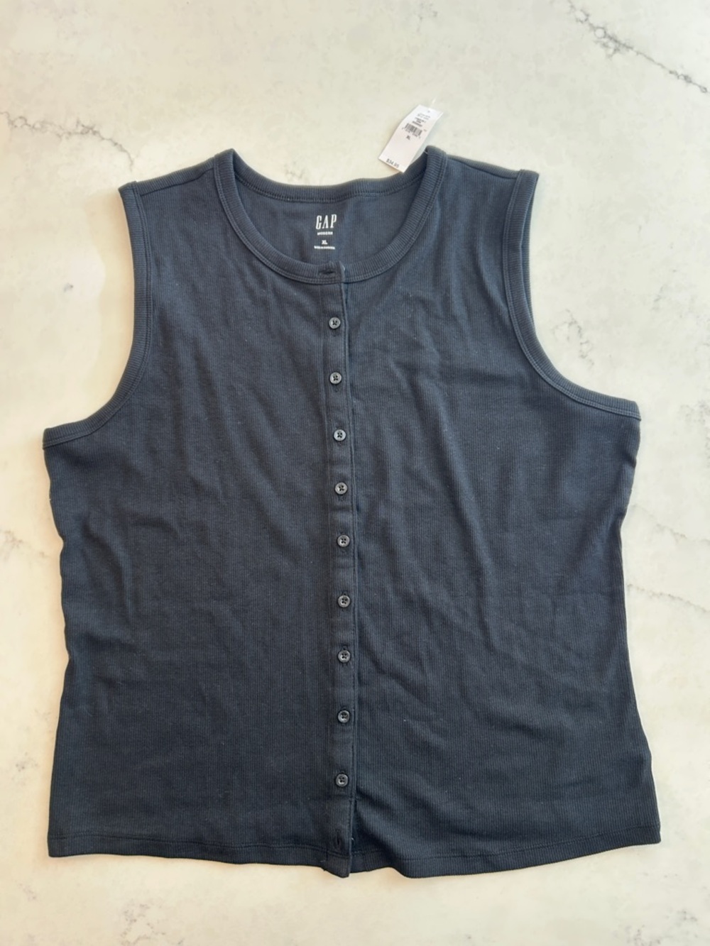 Gap modern sleeveless button down tank XL